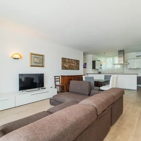 Pitosforo فيلة Caleri