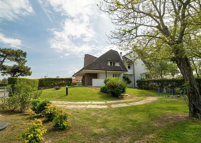 Pitosforo וילה Caleri